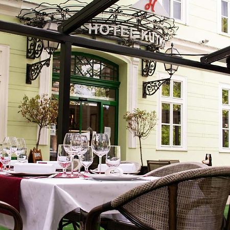 Hotel Kutko Pancsova Kültér fotó