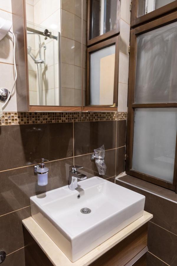 Hotel Kutko Pancsova Kültér fotó